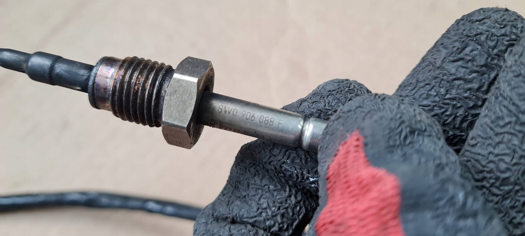 фото №9, A4 b9 8w датчик температури 2.0 tdi 8w0906088f a5 8w