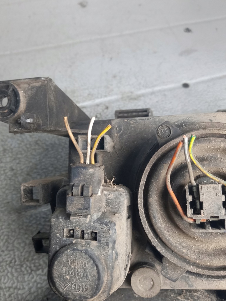 фото №6, Фара правый peugeot partner 01r kombi