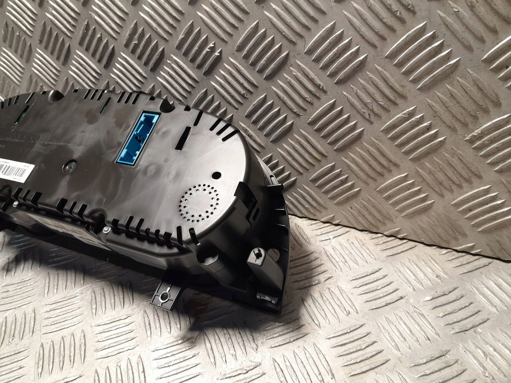 фото №8, Vw passat b7 счетчик приборы спидометр 3aa920870