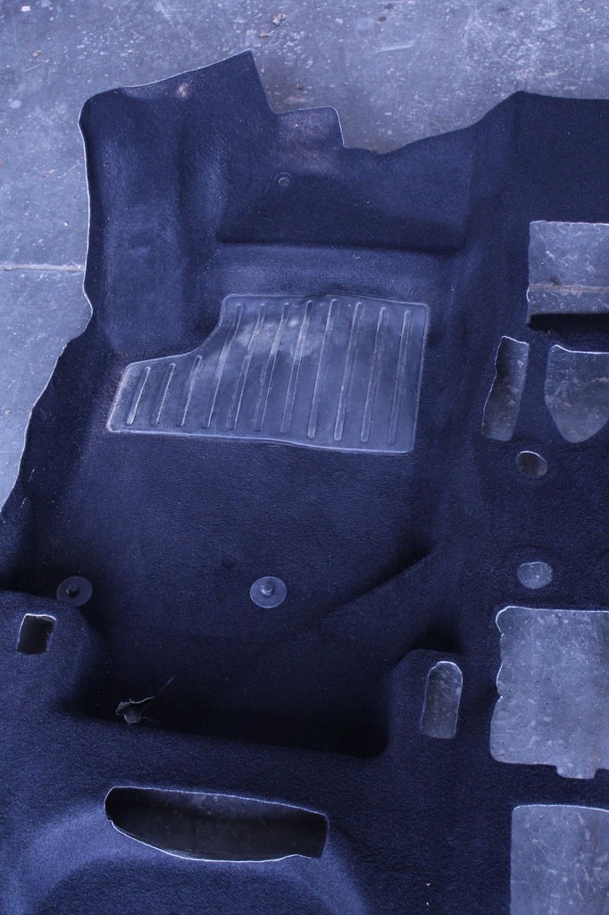 фото №4, Обшивка пол citroen c4 iii 2023r.