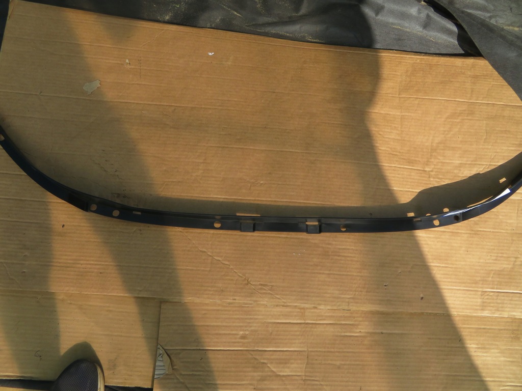 фото №7, Volvo v40 xc40 спойлер накладка бампер перед