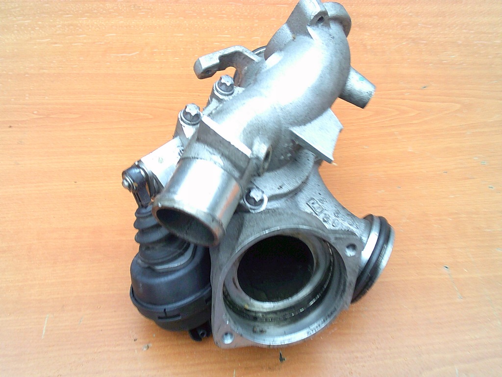 фото №14, Bmw 5 g30 g31 7 g11 труба соединитель турбонагнетателя bez актуатор 8575486 новый pń