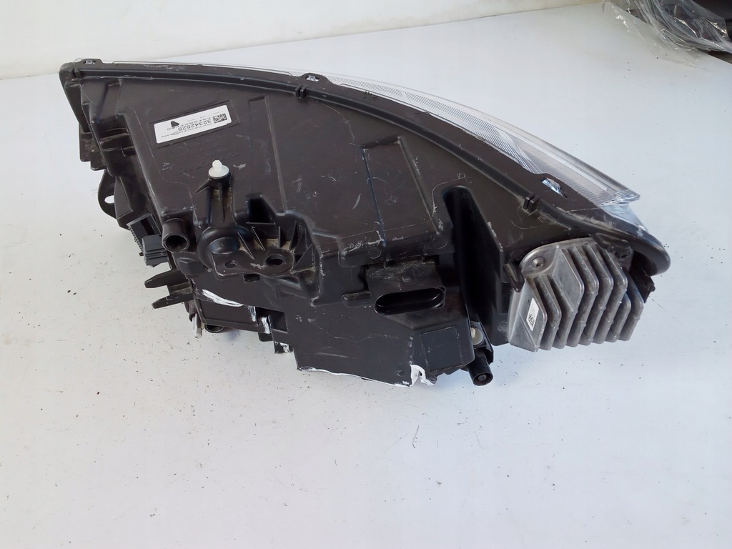 фото №11, Volvo xc40 лампа правый перед eu mid led 32342525