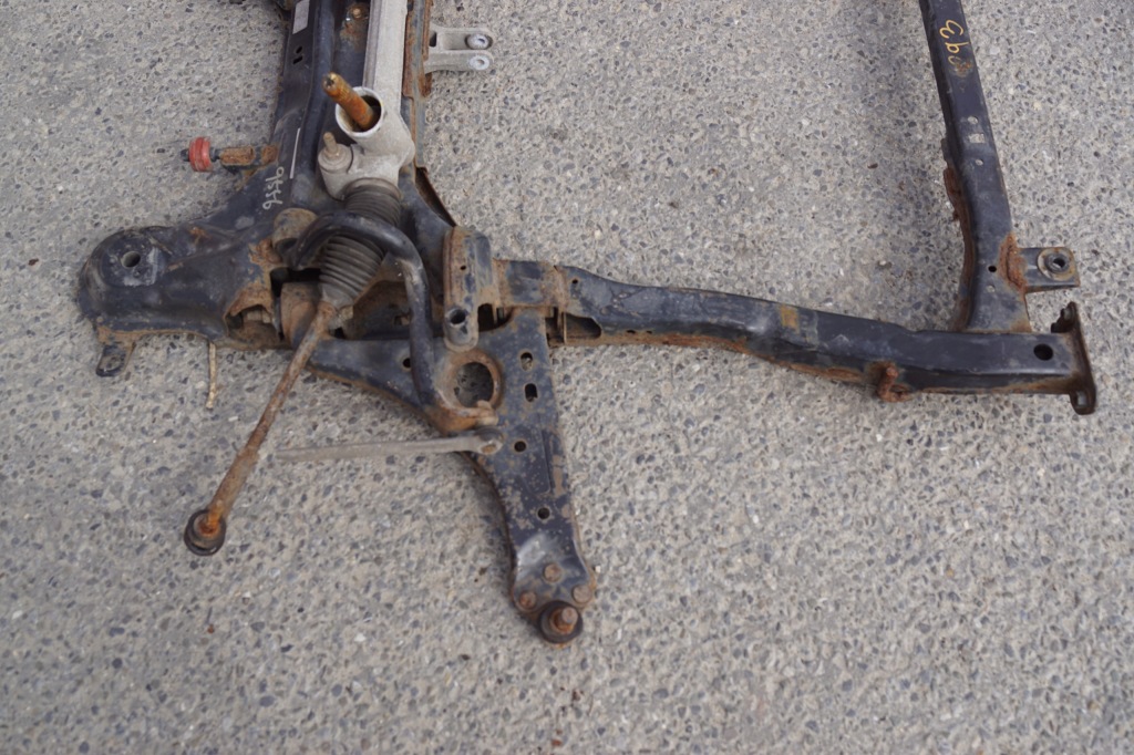 Балка подрамник перед opel mokka a cdti в Украине