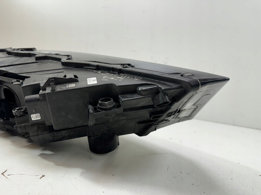 Фара ліва перед audi q7 4m full led 4m0941033 в Україні