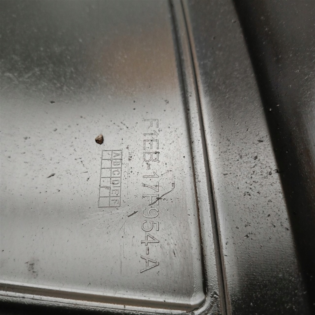 Купити Накладка бампер задня ford focus mk3 hb 2011-2014 f1eb-17f954-a