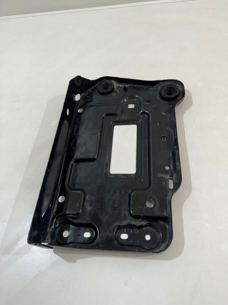 фото №1, Mercedes w176 w246 lift основание аккумулятор