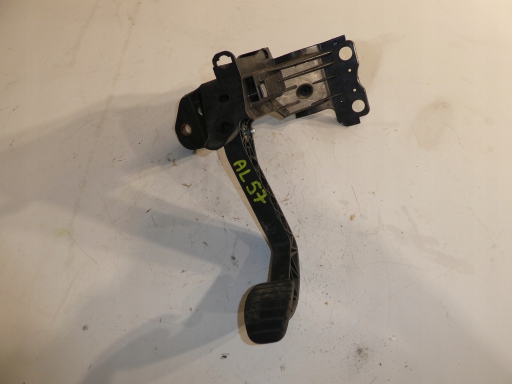 фото №1, Педаль зчеплення renault master iii 070112