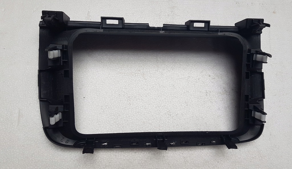 фото №3, Рамка дисплея радіо навігації mazda cx5 lift