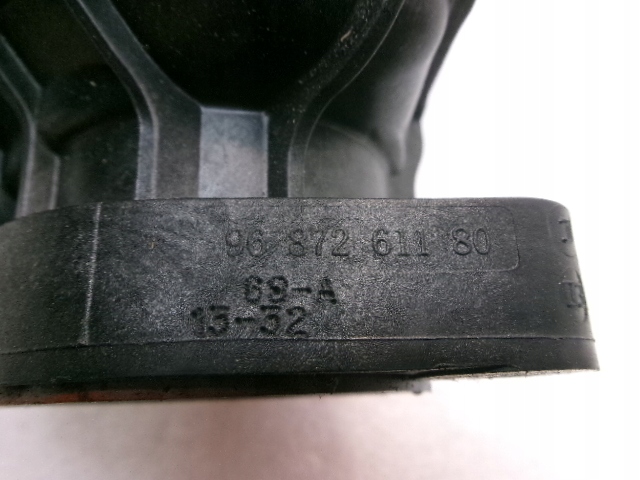 фото №7, Citroen c3 ds3 peugeot 307 1.4 hdi шланг труба воздуха 9687261180