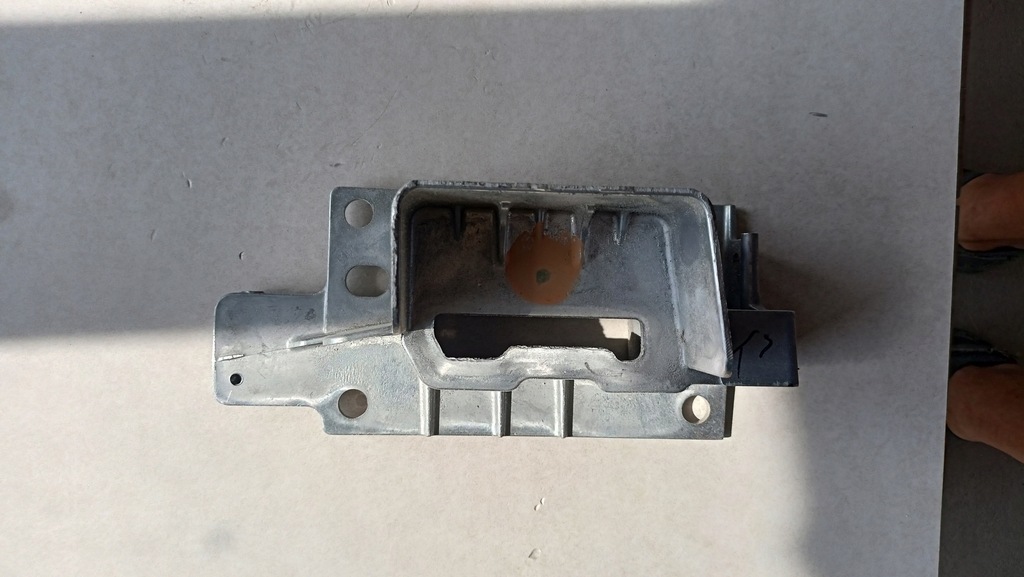 фото №3, Land rover defender зона деформации absorbuer лонжерон