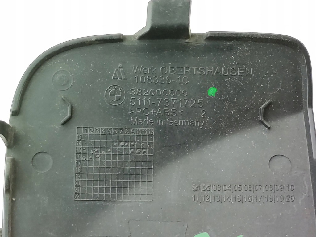 Купить Bmw 1 f20 рестайлинг  заглушка фаркоп бампера перед 7371725