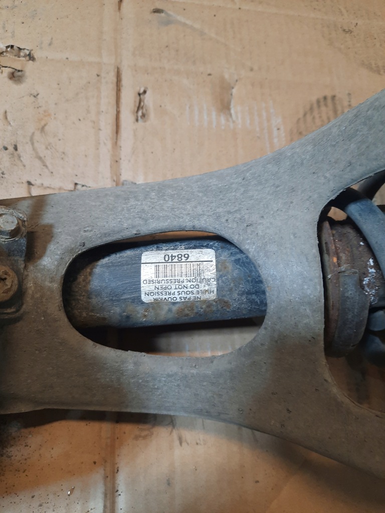 фото №8, Амортизатор амортизационная стойка поворотный кулак левый перед peugeot 407 1.8b 85kw