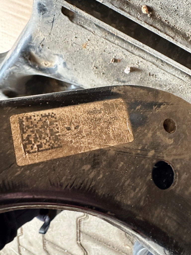 фото №9, Renault captur ii 1.6 e-tech гібрид права ступиця задня важіль поворотний кулак oś