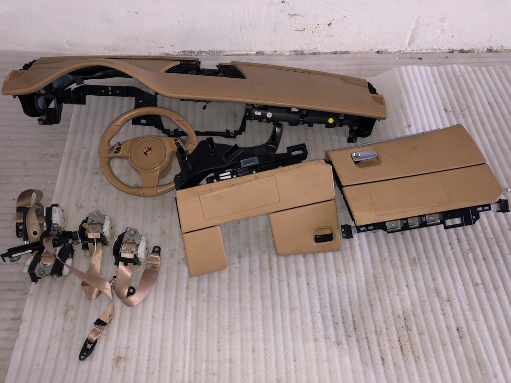 фото №1, Porsche panamera 970 консоль оригинал 4подушка безопасности pas