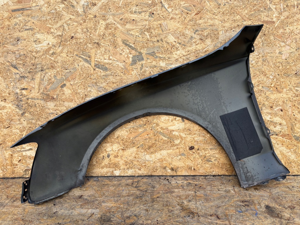 Audi a5 8t0 rs rs5 крыло  перед передний правый  b. хороший оригинал с Разборки