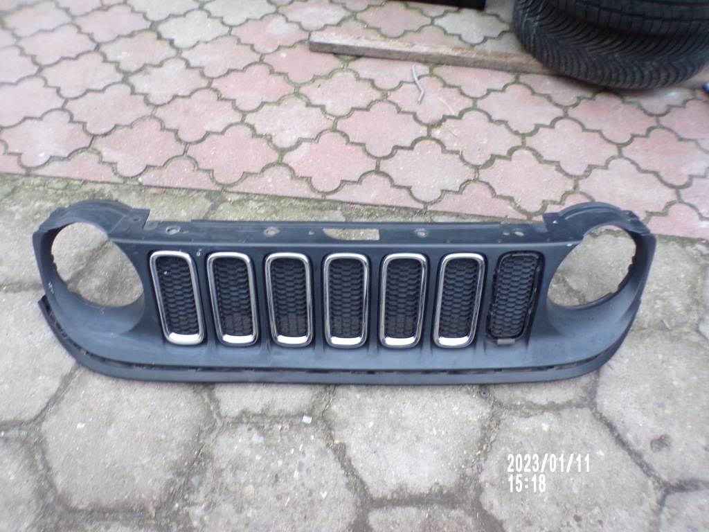 фото №1, Решётка радиатора jeep renegade przed liftem