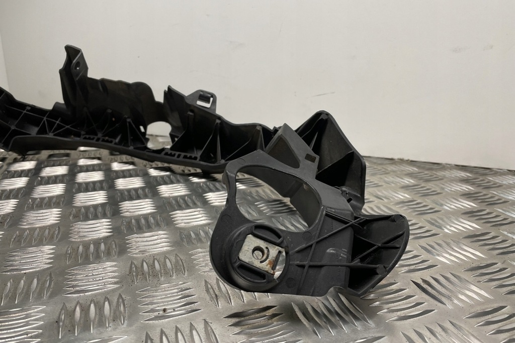 фото №8, Напрямна передньої лівий лампи bmw 3 coupe e92 7227925 3.0l бензиновий 225kw