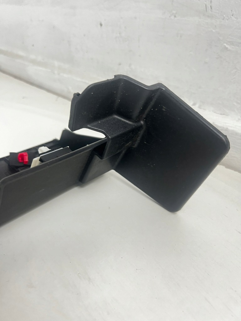 фото №14, Kia sorento iv 4 2020 - молдинг накладка поріг права 87752-p2000