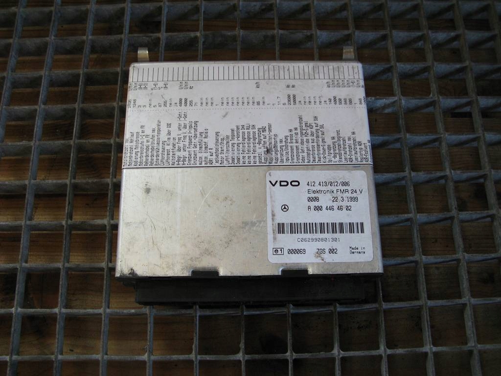 фото №1, Mercedes actros mp1 бортовой компьютер блок управления модуль fmr 0004464602