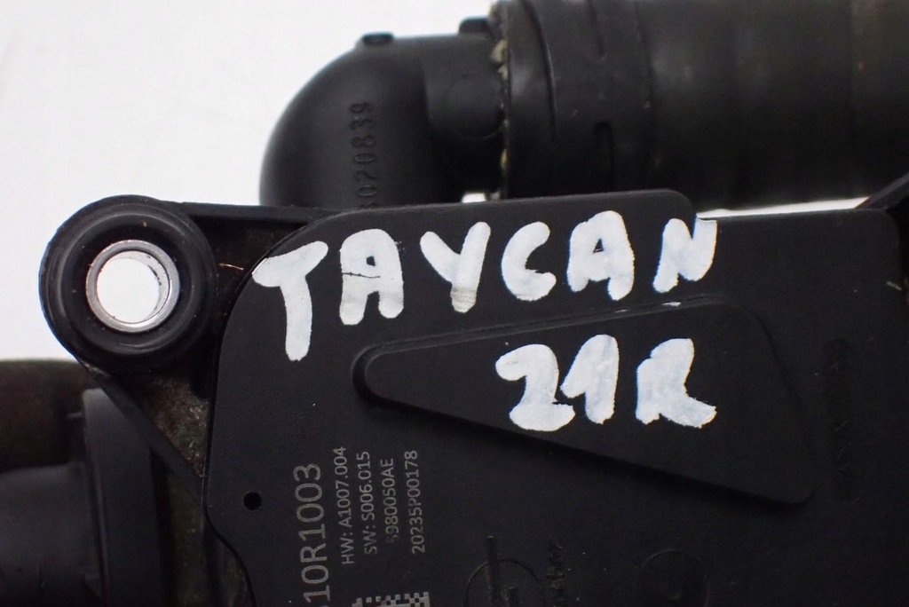 фото №12, Клапан циркуляция wody электроклапан 9j1963375g porsche taycan turbo s 21r