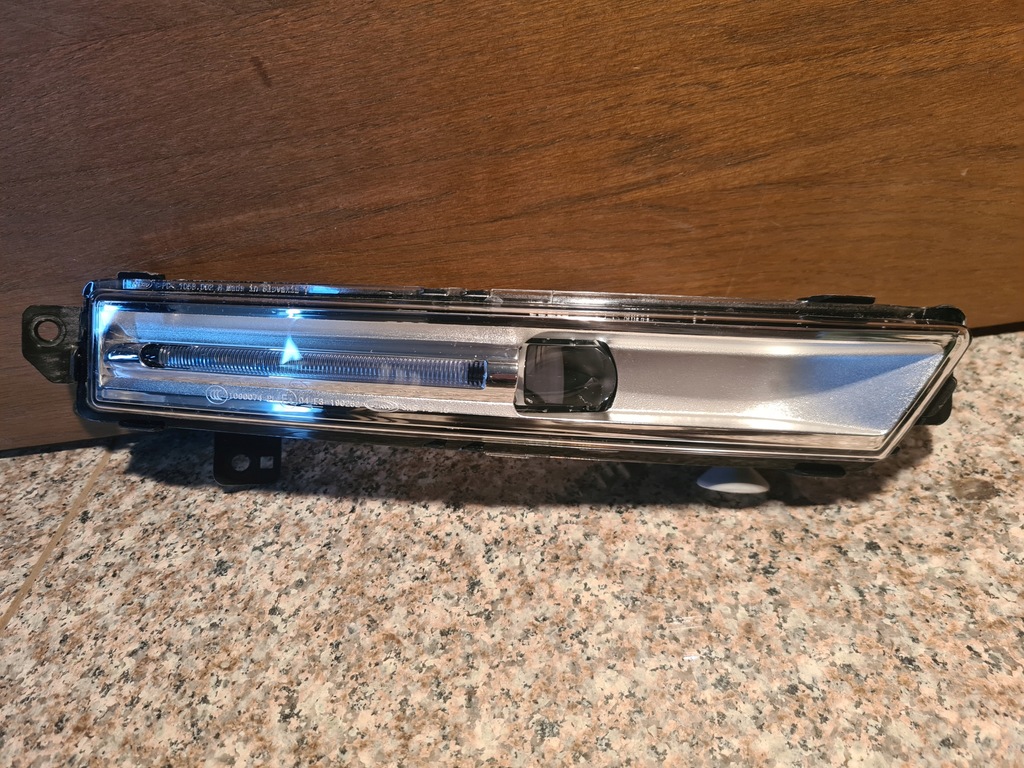 фото №1, Drl led противотуманная фара перед правый jaguar f-pace