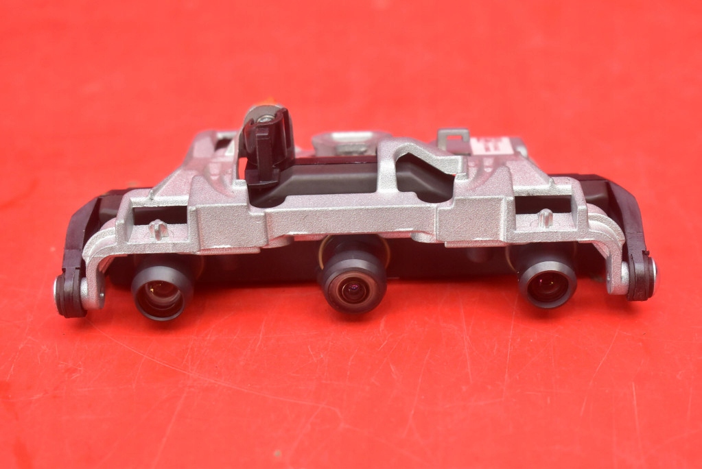 Купити Камера радар асистент поперечина руху 1143746-00-d tesla model 3 17-21