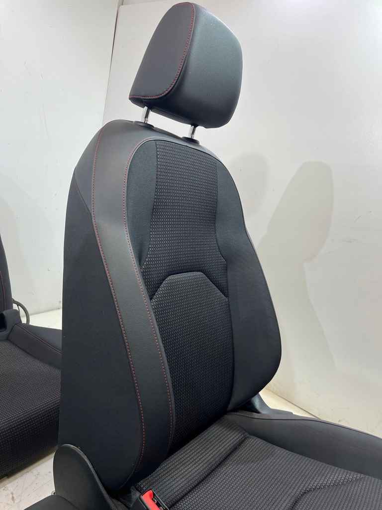фото №13, Сиденья заднее сиденье комплект seat leon iii lift fr kombi idealne !