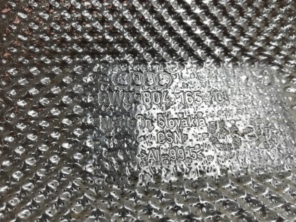 фото №3, Audi a5 8w защита тепловая трубы выпускной 8w0804165c