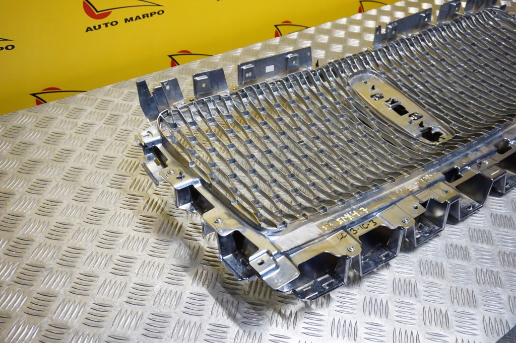 Купити Lincoln navigator 2022 2023 2024 - решітка радіатора перед решітка радіатора хром америка