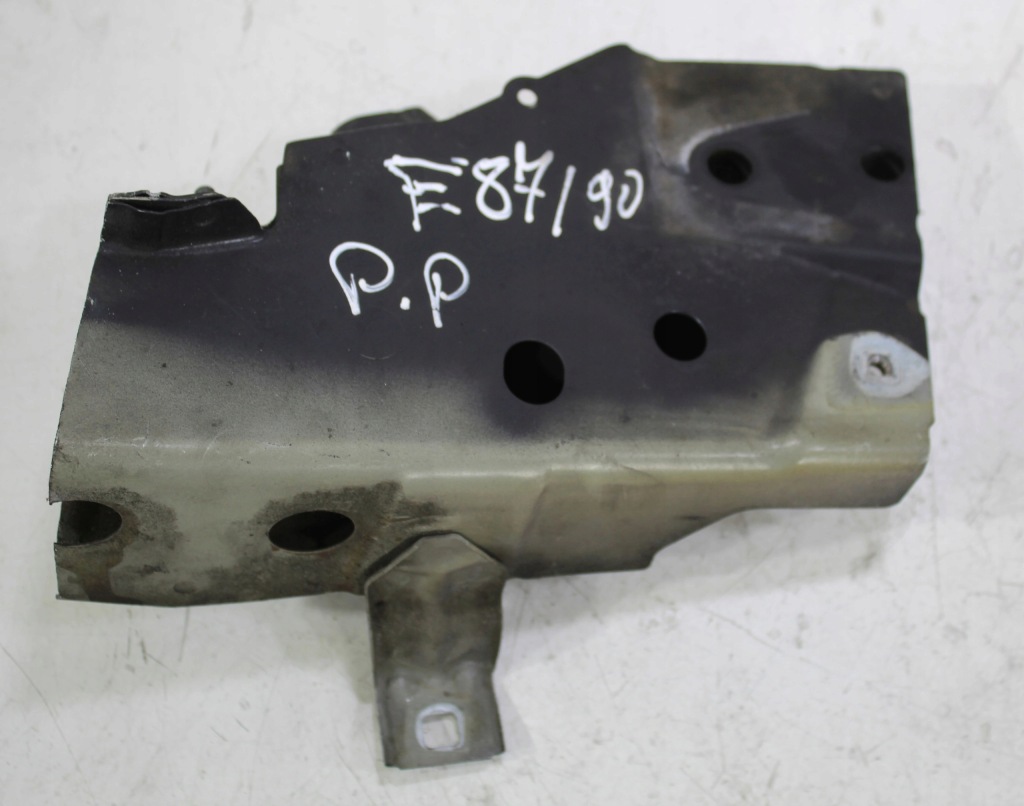 фото №1, Наконечник подкрылок правый перед bmw e87 e90