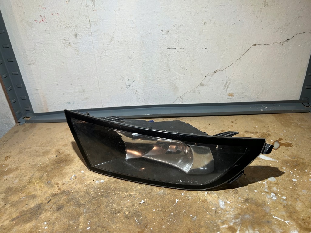 фото №1, Skoda fabia iii противотуманная фара правый перед 6v0941700a