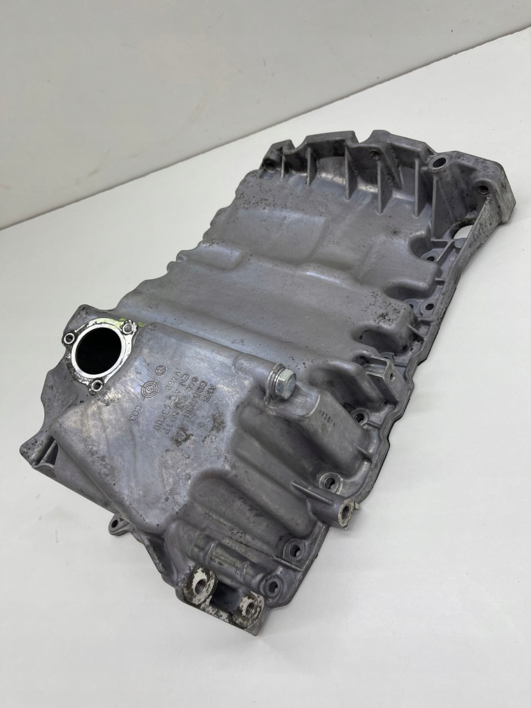 Audi a4 a5 a6 c7 2.0 tdi cnh піддон піддон оливи масляна cała оригінал! Недорого