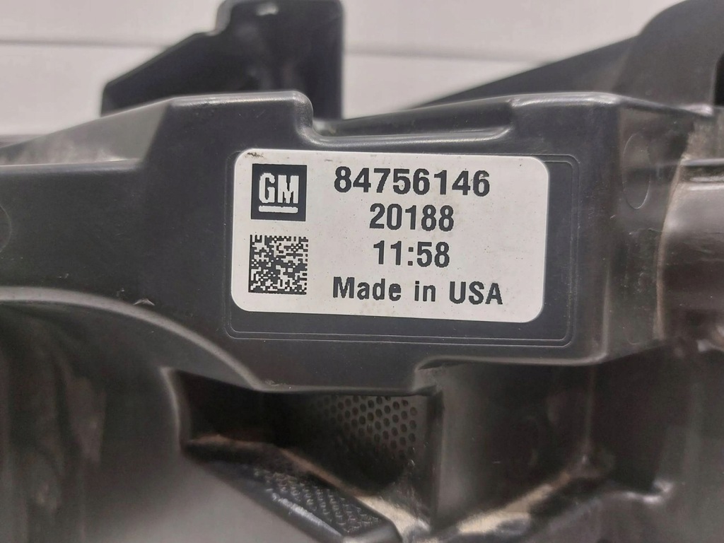 фото №7, Chevrolet camaro 2019 правая сторона лампа передняя