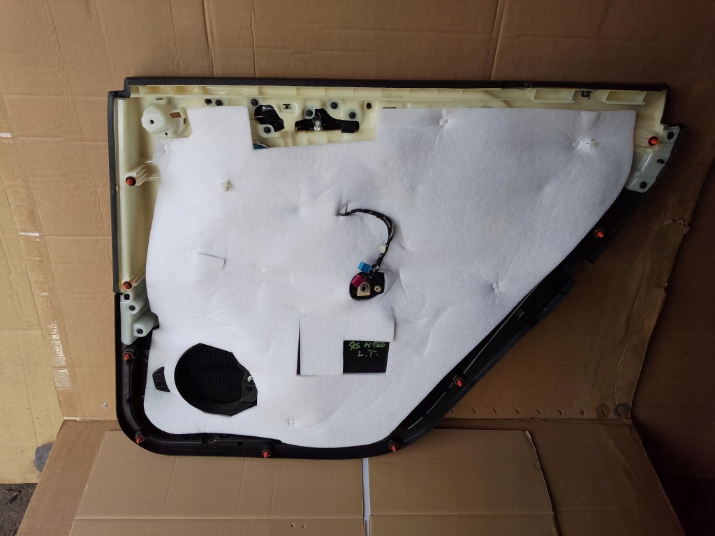 фото №3, Обивка обшивка дверь левый задняя mercedes gls w166