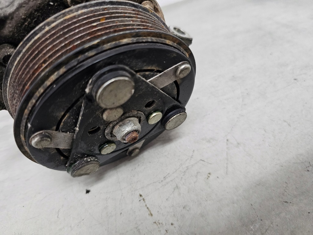 фото №10, Volvo c30 1.6 компрессор насос кондиционера 36000962