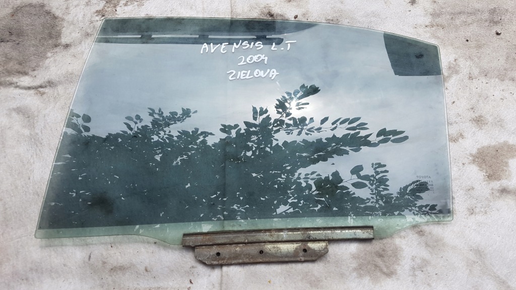 фото №1, Toyota avensis t25 скло двері лівий задня 2004