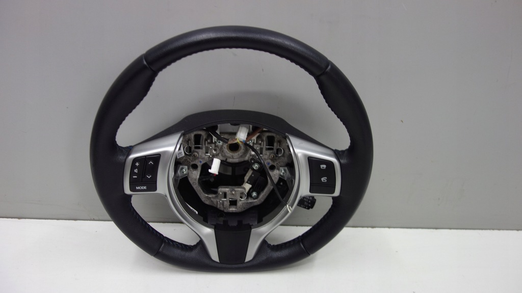 фото №1, Toyota yaris iii воздуховод мультифункция