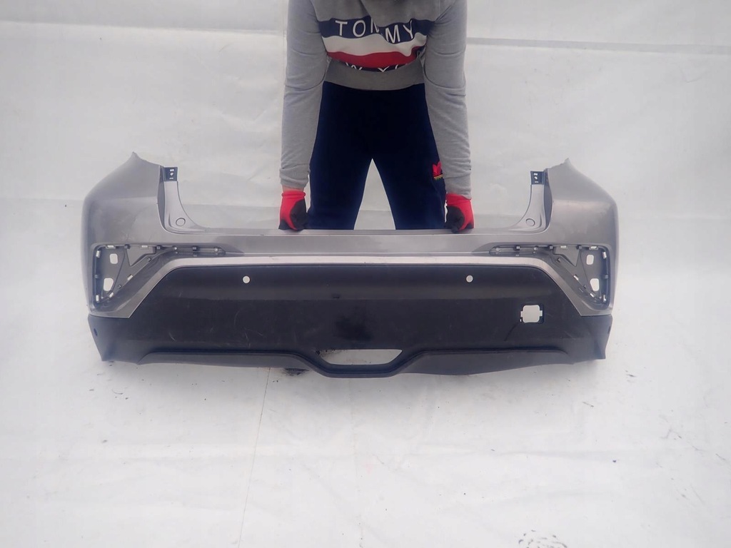 фото №1, Toyota c-hr 16-19 бампер задняя задний pdc