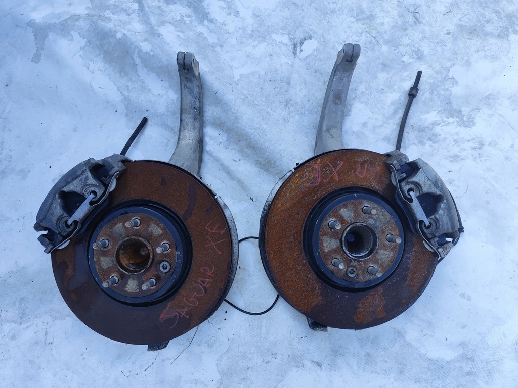 фото №1, Jaguar xe x760 поворотний кулак перед права ліва