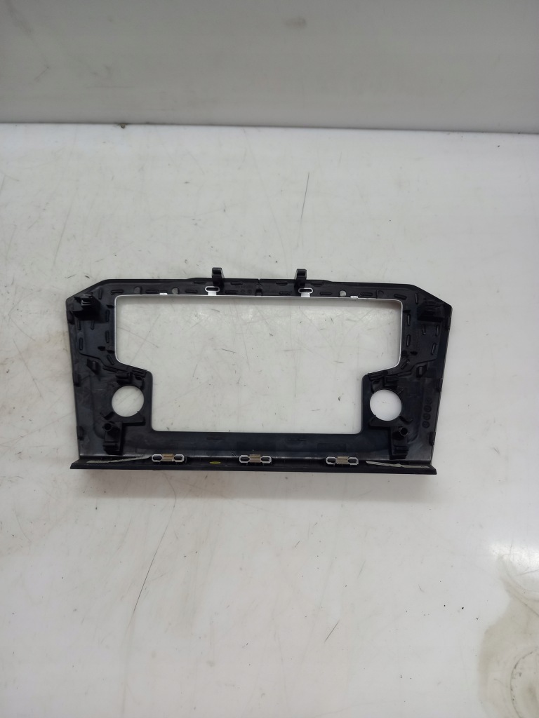 фото №2, Рамка dekor радіо vw passat b8 3g2858069e