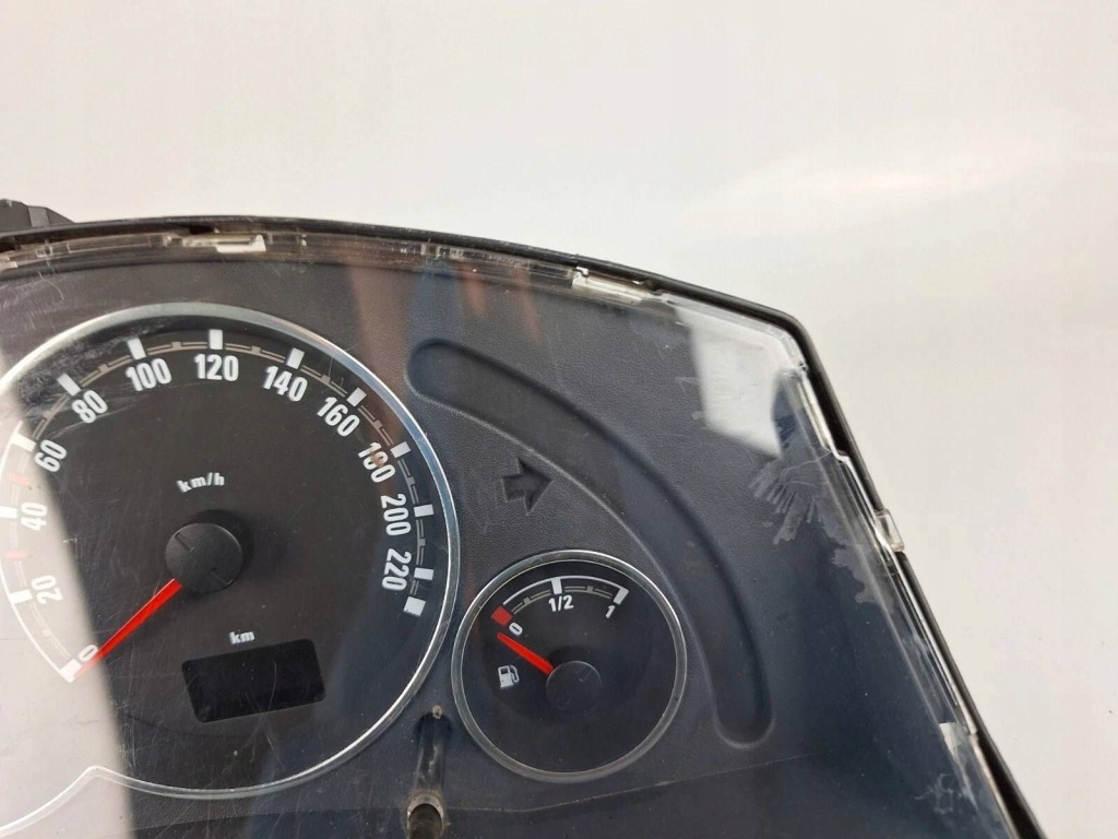 Opel meriva a 2010 лічильник / спідометр Доставка