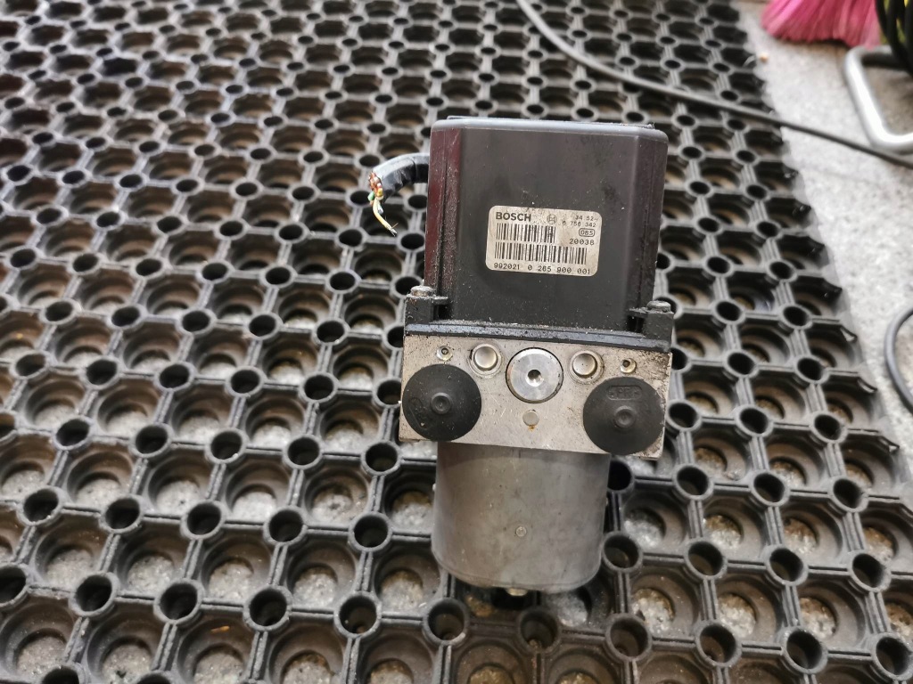 Купити Насос abs bmw e39 0265900001