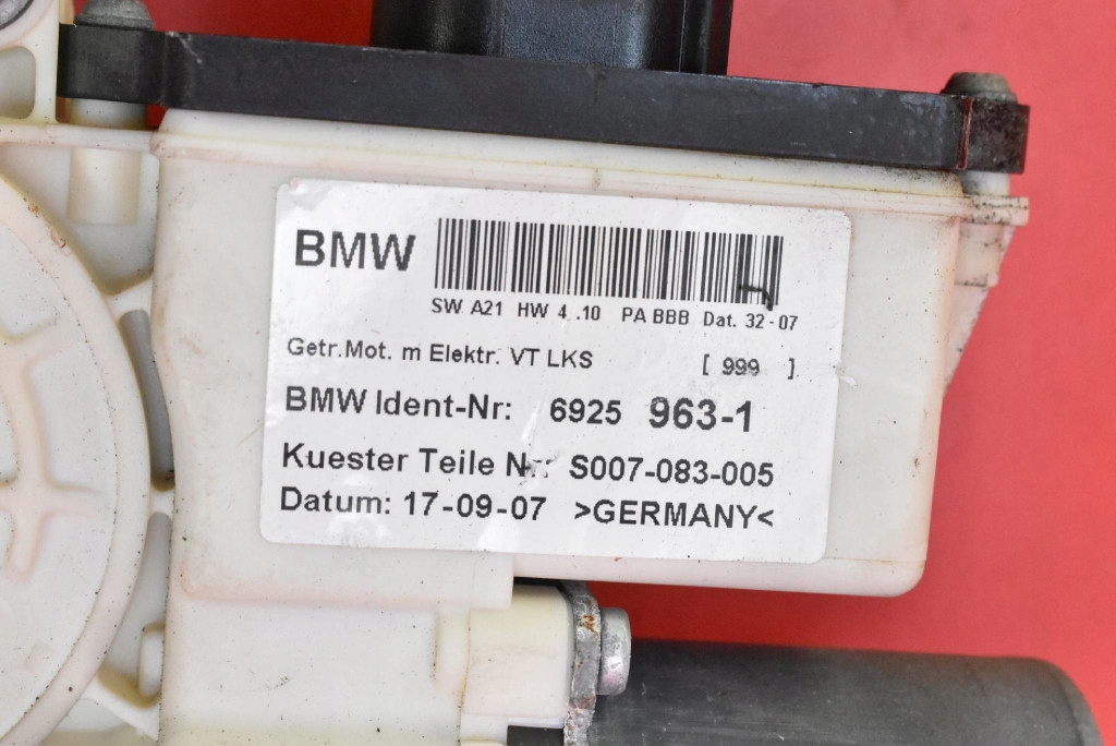Подъемник стекло левая перед европа  6925963 bmw x3 e83 рестайлинг  06-10 с Разборки