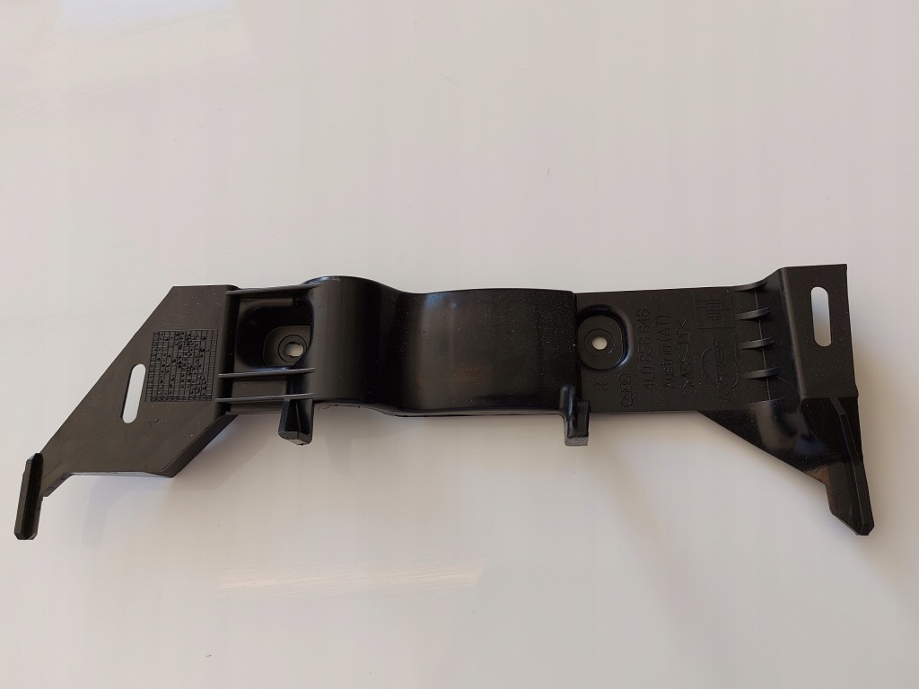 фото №1, Кронштейн стійка праве 4l0858848 audi q7