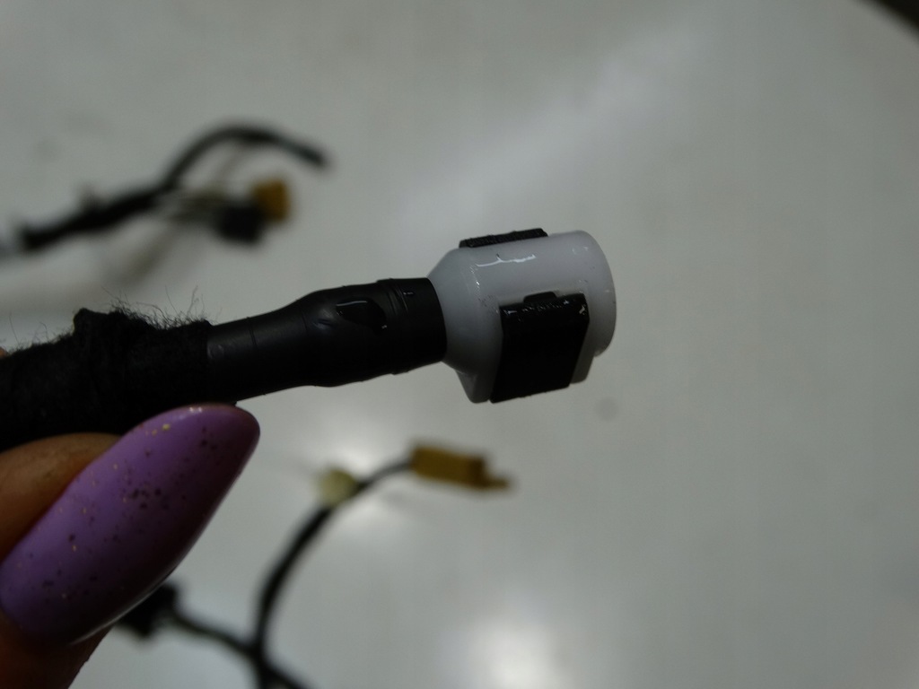 фото №6, Джгут багажника seat ibiza mk4 lift 6j0971145e