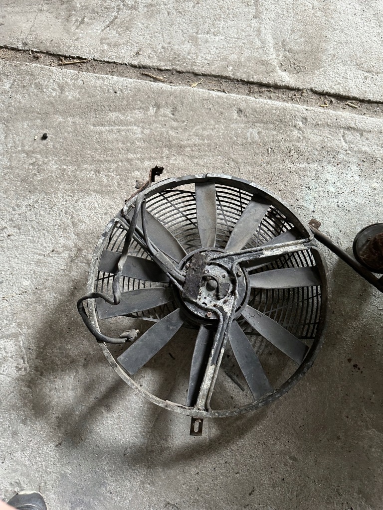 Mercedes 126 w126 s klasa sec пластики захист декори обладнання салону Доставка