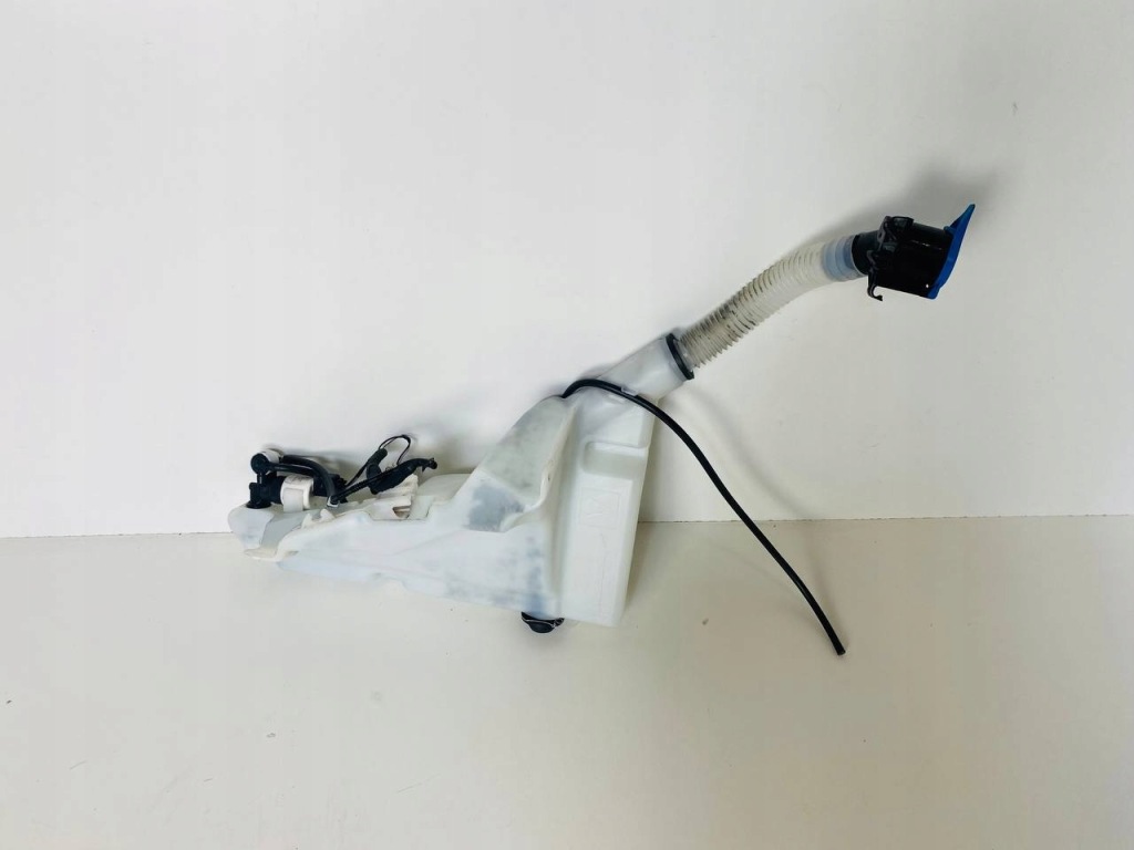 фото №1, Бак омывателя velar l560 f-pace x761