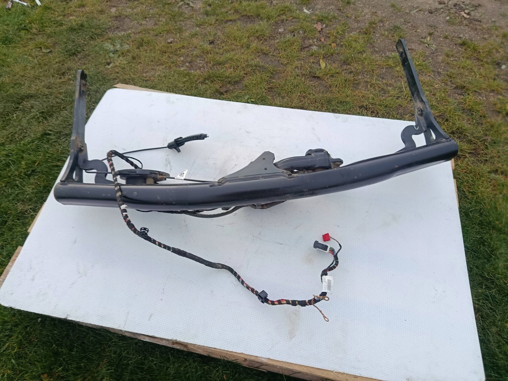 фото №14, Hak буксирувальний балка електропроводка skoda superb iii оригінальний 3v 3v9803881a