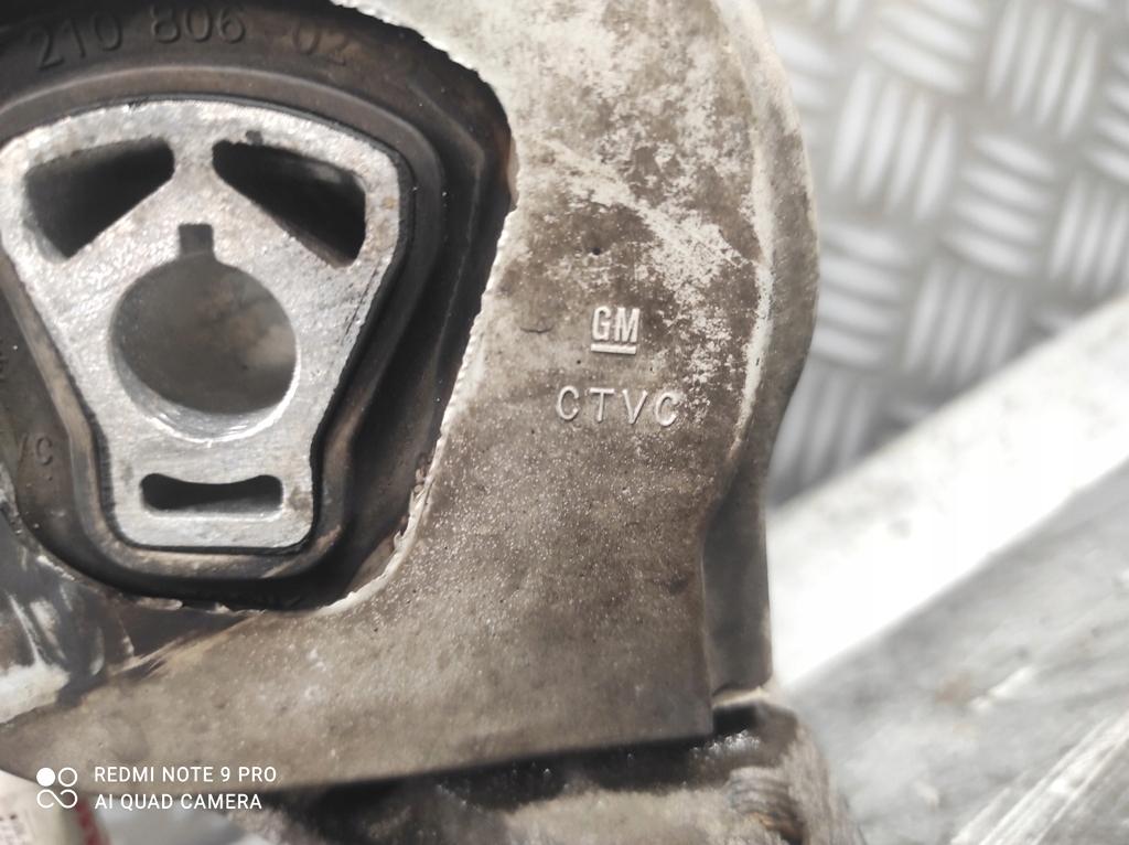 фото №14, Кронштейн подушка двигуна opel insignia a 2.0 turbo